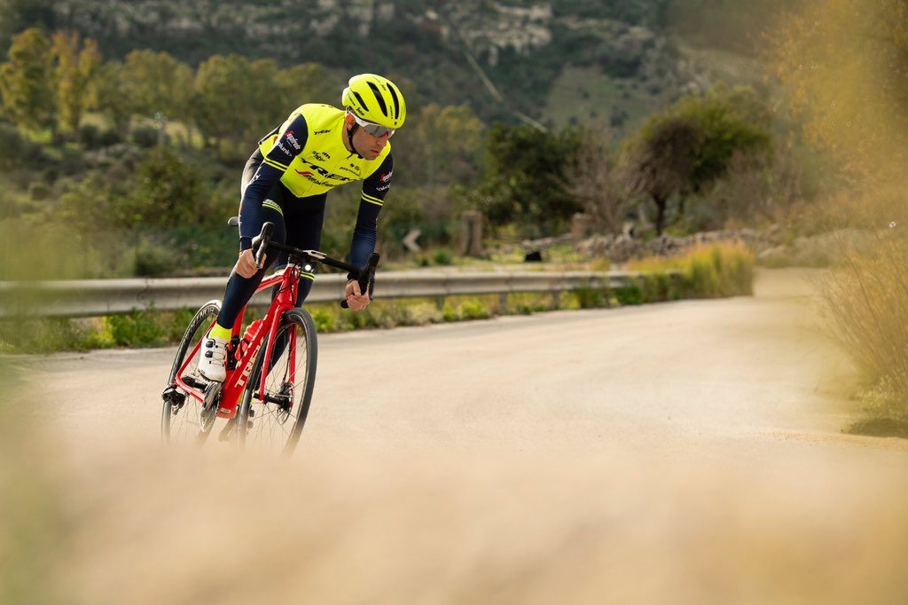 vincenzo-nibali-trek-segafredo-2020-1