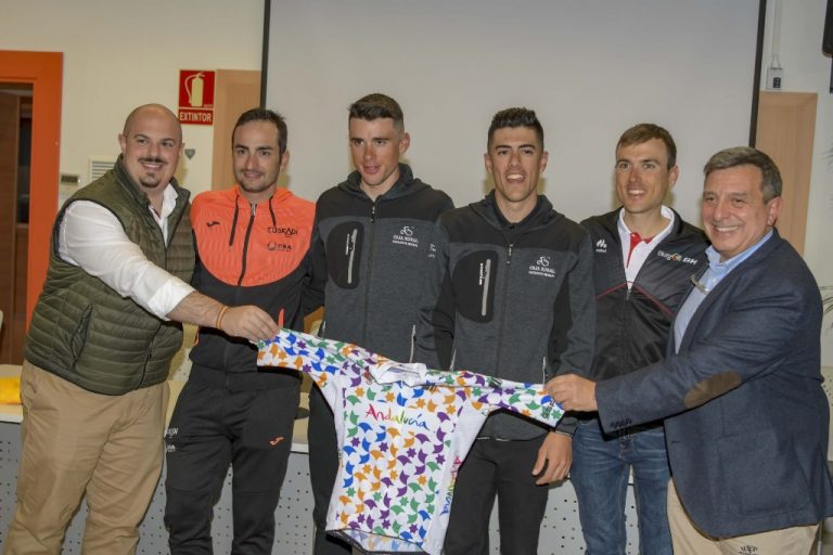 juanjo-lobato-alvaro-cuadros-carmelo-urbano-pablo-guerrero-vuelta-andalucia-2020