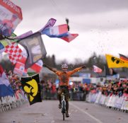 van-der-poel-meta-mundial-cx