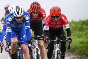 nairo-quintana-abanicos-paris-niza-2020