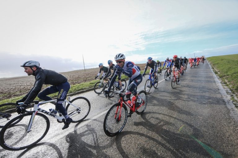 vincenzo-nibali-trek-segafredo-paris-niza-2020-etapa2