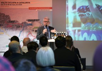 volta-catalunya-presentacion-maillots-2020-2