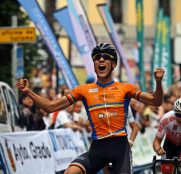 juan-ayuso-uae-team-emirates-2020-1