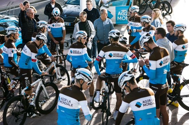 ag2r-la-mondiale-2020-concentracion-tour-francia-2