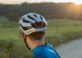 Giant Rev Pro MIPS: El casco para los ciclistas más exigentes