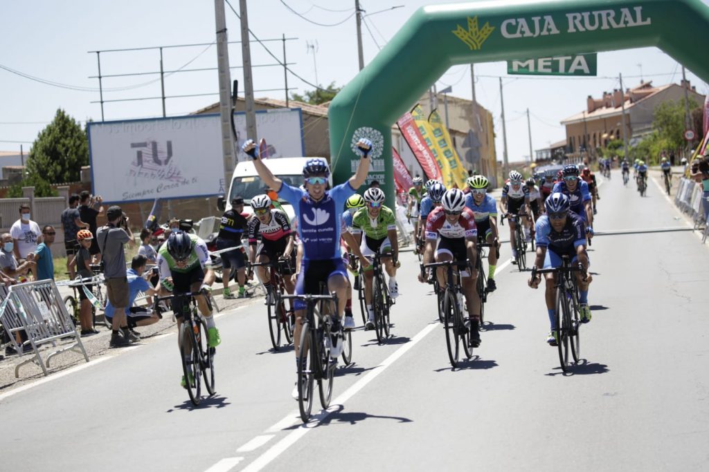 alex-ruiz-valverde-team-vuelta-zamora-2020-etapa2-1