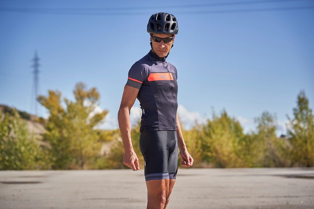 Eltin: Maillot Skipper y culote Darkspace, diseño