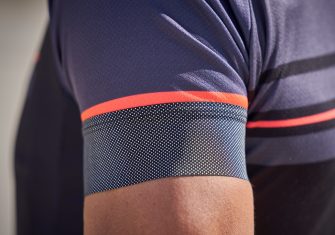 Eltin: Maillot Skipper y culote Darkspace, funcionalidad y diseño