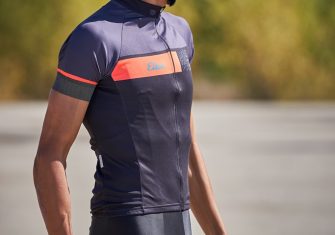 Eltin: Maillot Skipper y culote Darkspace, funcionalidad y diseño