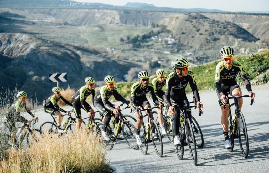 mitchelton-scott-entrenamiento-2020