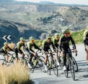 mitchelton-scott-entrenamiento-2020