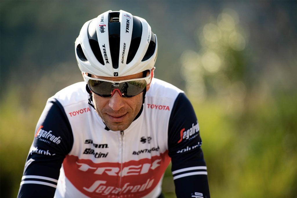 Maillot trek segafredo 2020 best sale