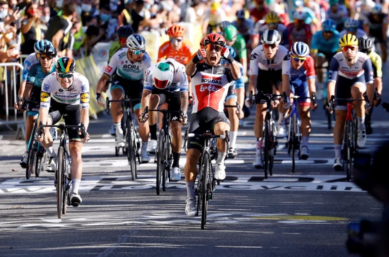 caleb-ewan-lotto-soudal-tour-francia-2020-etapa3-meta