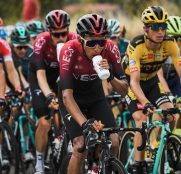 egan-bernal-team-ineos-criteriam-dauphine-2020-etapa1