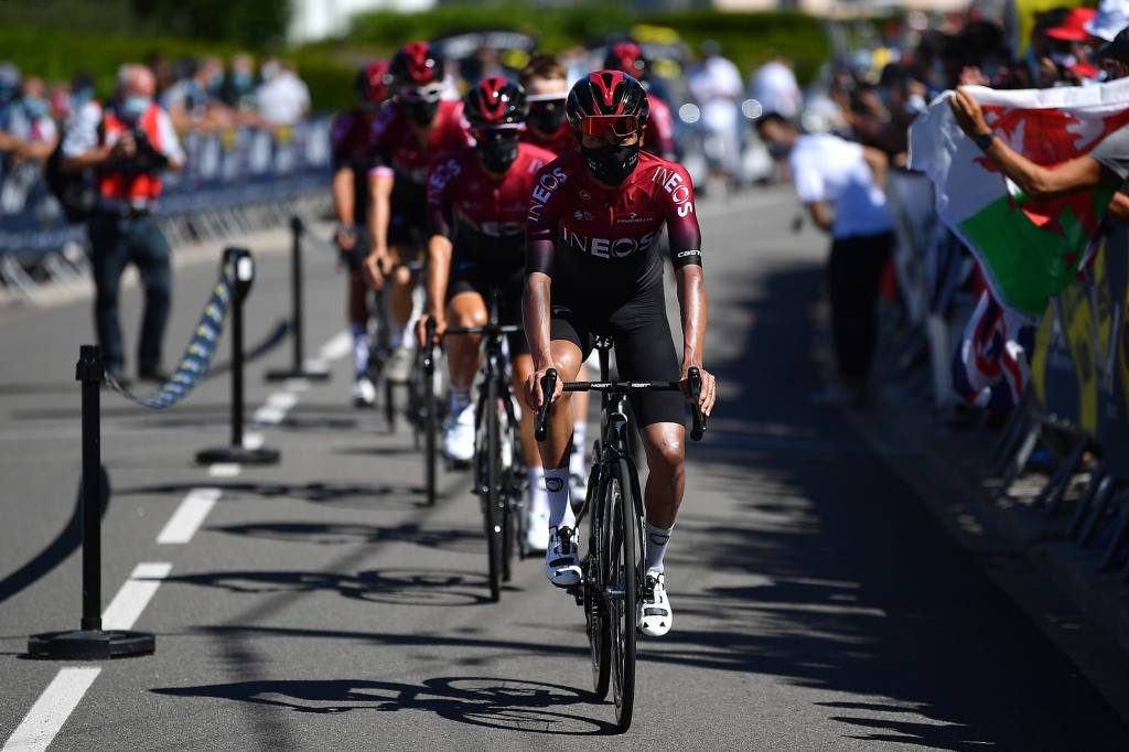 egan-bernal-team-ineos-tour-de-l-ain-2020