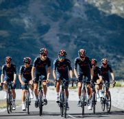 Ineos Grenadiers presenta su nueva imagen (Vídeo y fotos)