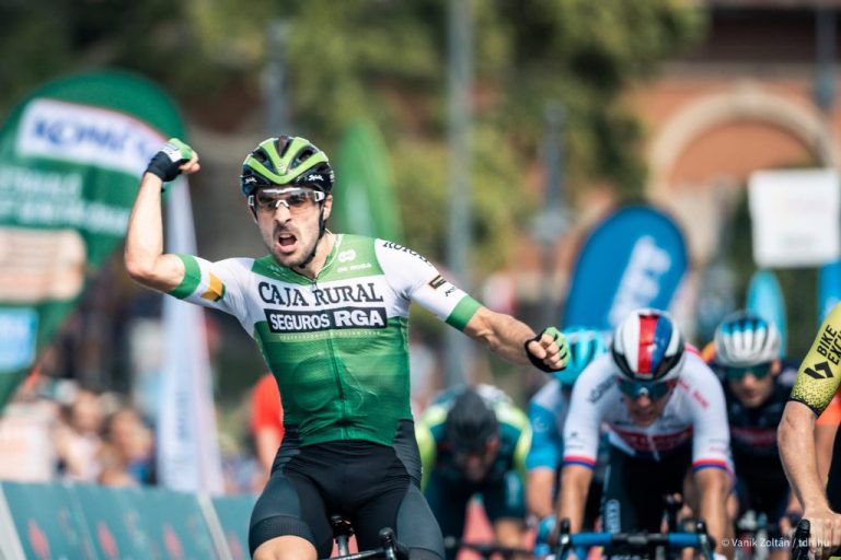 jon-aberasturi-caja-rural-rga-tour-hungria-2020-etapa1-meta