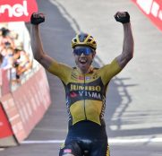 wout-van-aert-team-jumbo-visma-strade-bianche-2020