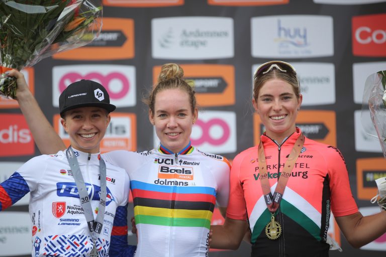 Flecha Valona femenina: Van der Breggen, de arcoíris