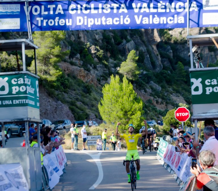 Volta de València: Mauricio Moreira, etapa y más líder