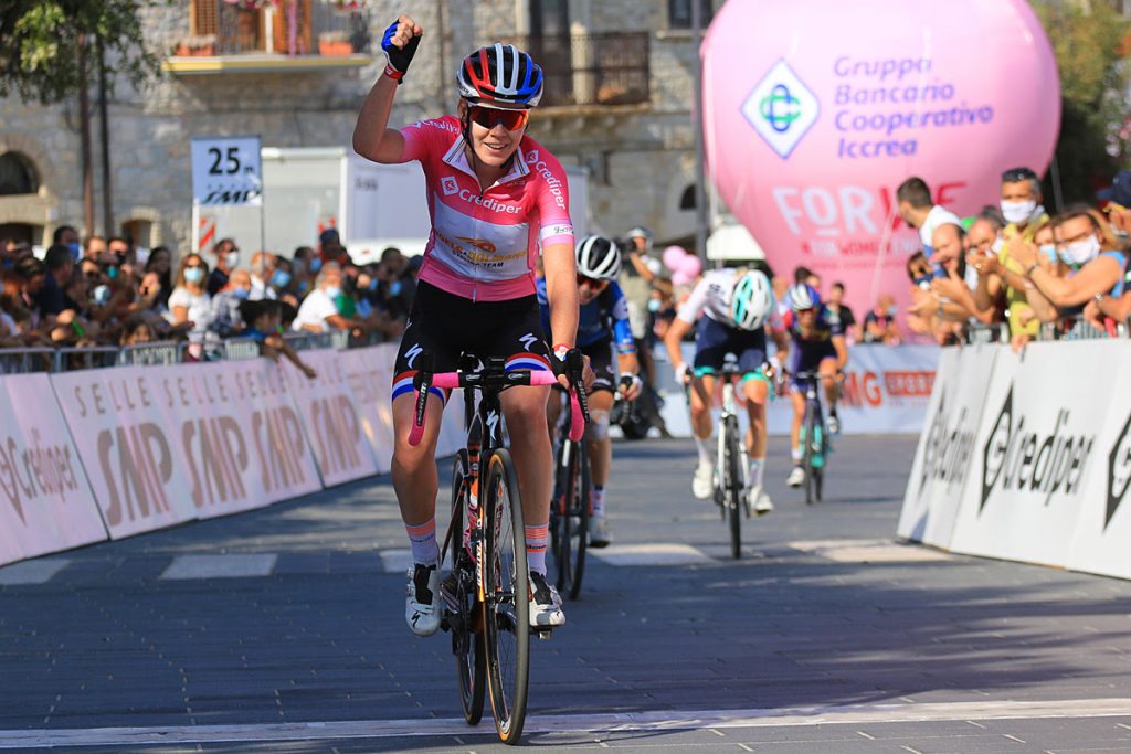 anne-van-der-breggen-boels-dolmans-giro-rosa-2020-etapa9