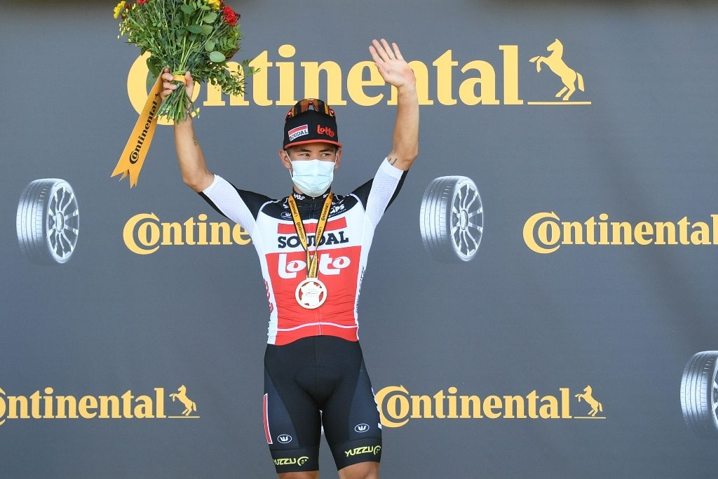 caleb-ewan-lotto-soudal-tour-francia-2020-etapa12-podio