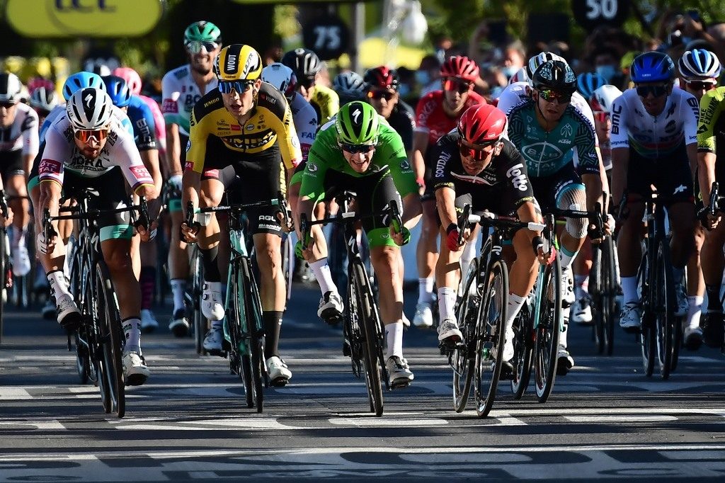 caleb-ewan-peter-sagan-sam-bennett-wout-van-aert-tour-francia-2020-etapa12