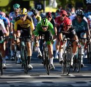 caleb-ewan-peter-sagan-sam-bennett-wout-van-aert-tour-francia-2020-etapa12