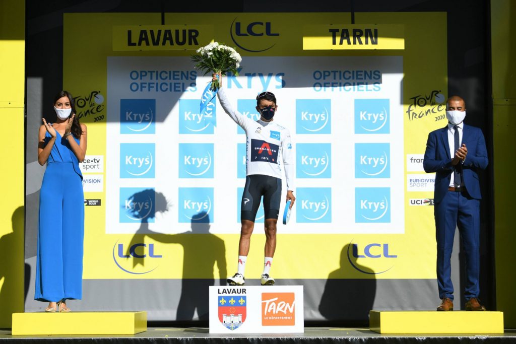egan-bernal-team-ineos-tour-francia-2020-etapa7