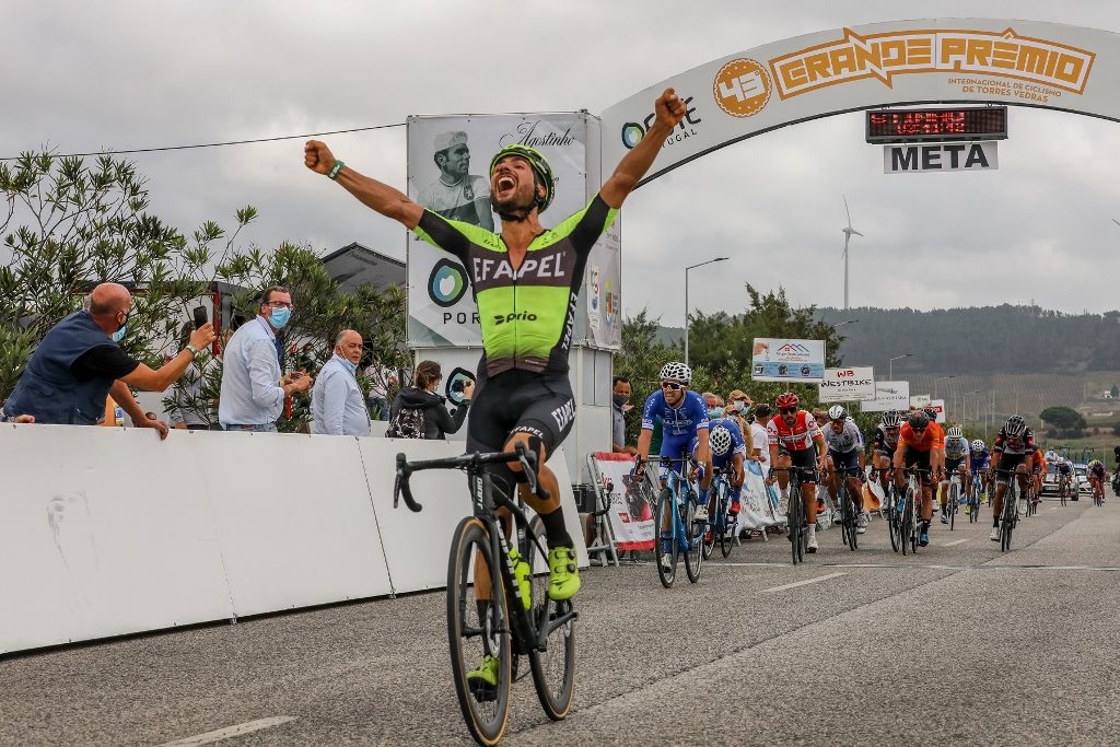uis-mendoca-efapel-trofeo-agostinho-2020-etapa1