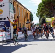 olav-kooij-team-jumbo-visma-coppi-bartali-2020-etapa1