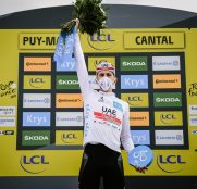 tadej-pogacar-uae-tour-francia-2020-etapa13-podio