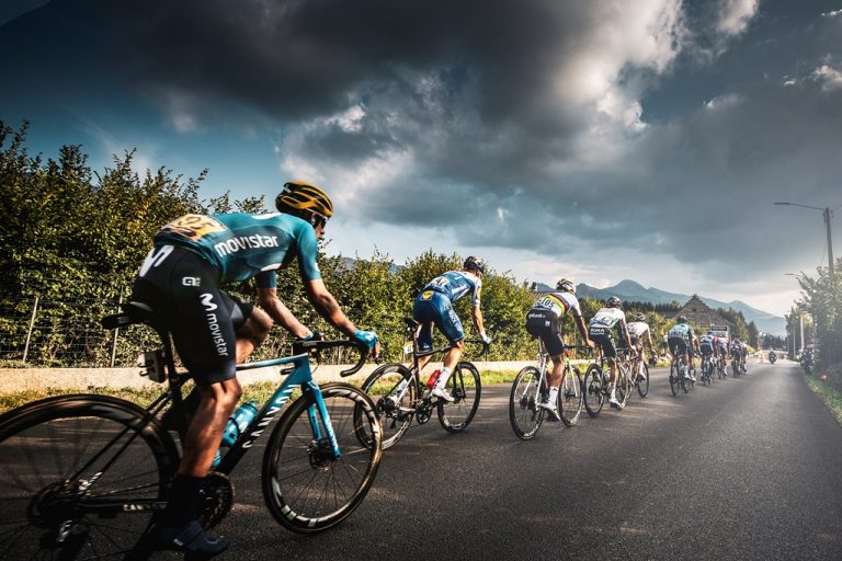 tour-francia-2020-etapa16-peloton