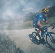 Canyon_Aeroad_CF_SLR_Credit_Tino_Pohlmann_2