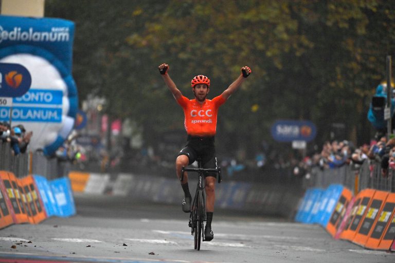 Giro de Italia: Josef Černý vence en Asti sobre 124 kilómetros (Vídeo)