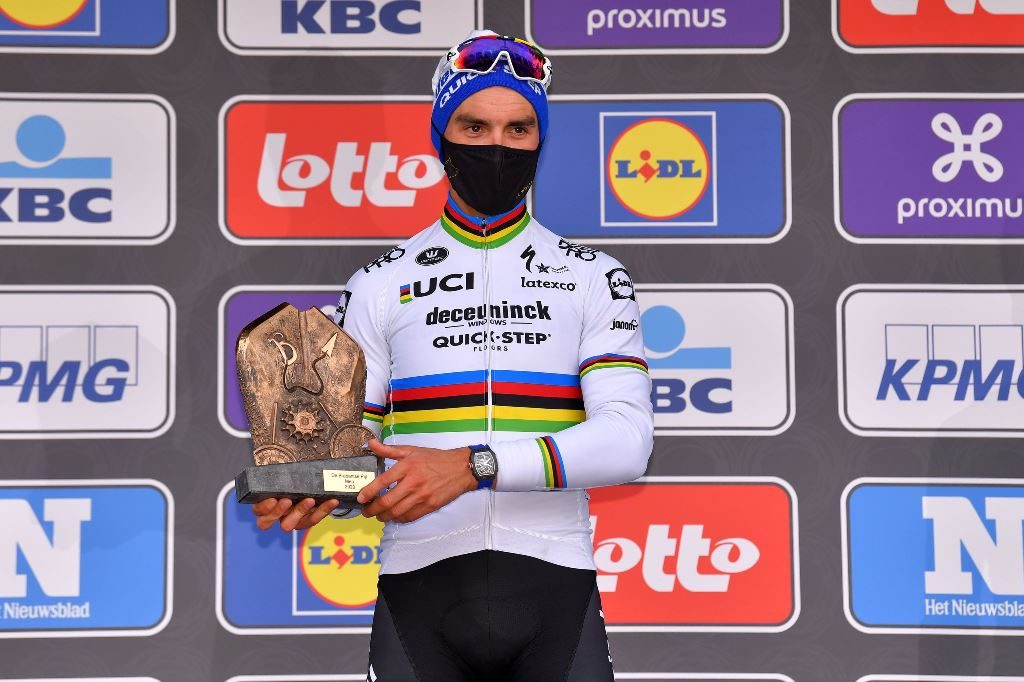 Julian-Alaphilippe-Brabantse-Pijl-2020-podio.