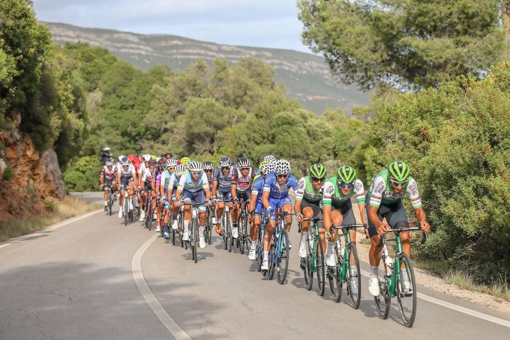 hector-saez-caja-rural-rga-vuelta-portugal-2020-peloton