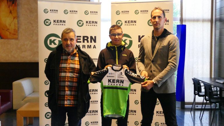 Kern Pharma da la alternativa a Carlos García Pierna