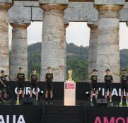 mitchelton-scott-giro-italia-2020