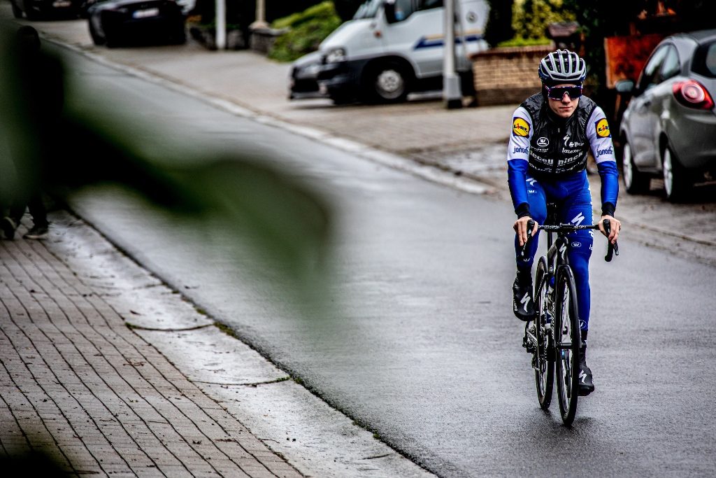 remco-evenepoel-deceuninck-quick-step-entrenamiento-1