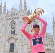 tao-geoghegan-hart-ineos-giro-italia-2020-etapa21-podio