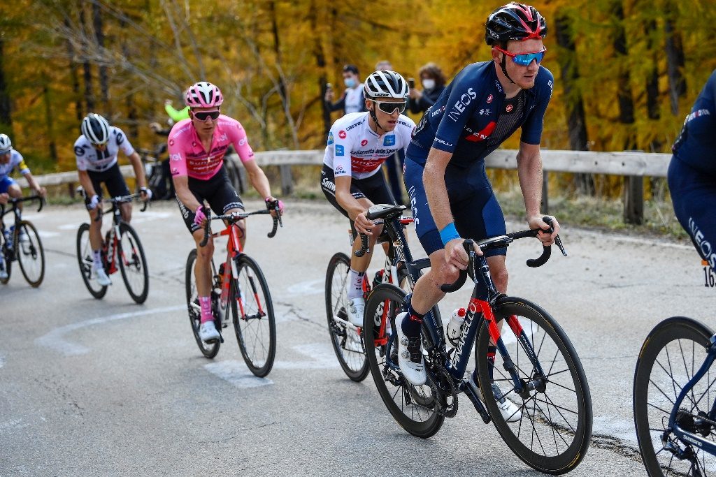 tao-geoghegan-hart-ineos-grenadiers-giro-italia-2020-etapa20-1