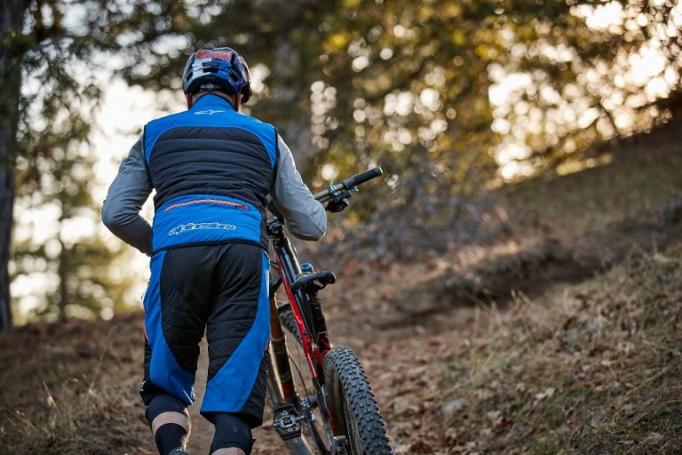 Alpinestars Denali, la mejor protección contra el frío en la montaña