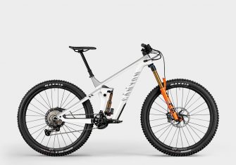 Canyon Strive 2021: Más rápida, nuevos colores