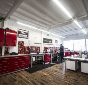 Racing Shox, un servicio técnico más cerca del cliente y las tiendas