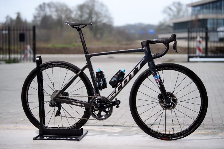 Scott: «Las tiendas deben apoyarse en marcas de máxima confianza»