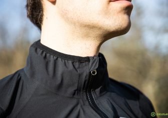 Sportful Aqua Pro Jacket: Alta gama para que la lluvia no nos detenga (Test)