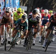 aurelien-paret-peintre-bryan-coquard-kiko-galvan-gp-la-marseillaise-2021