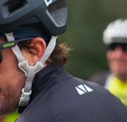 Fernando Alonso, atropellado mientras entrenaba en bicicleta