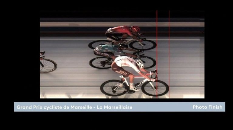 GP La Marseillaise: Aurélien Paret-Peintre da la sorpresa; Kiko Galván, 4º